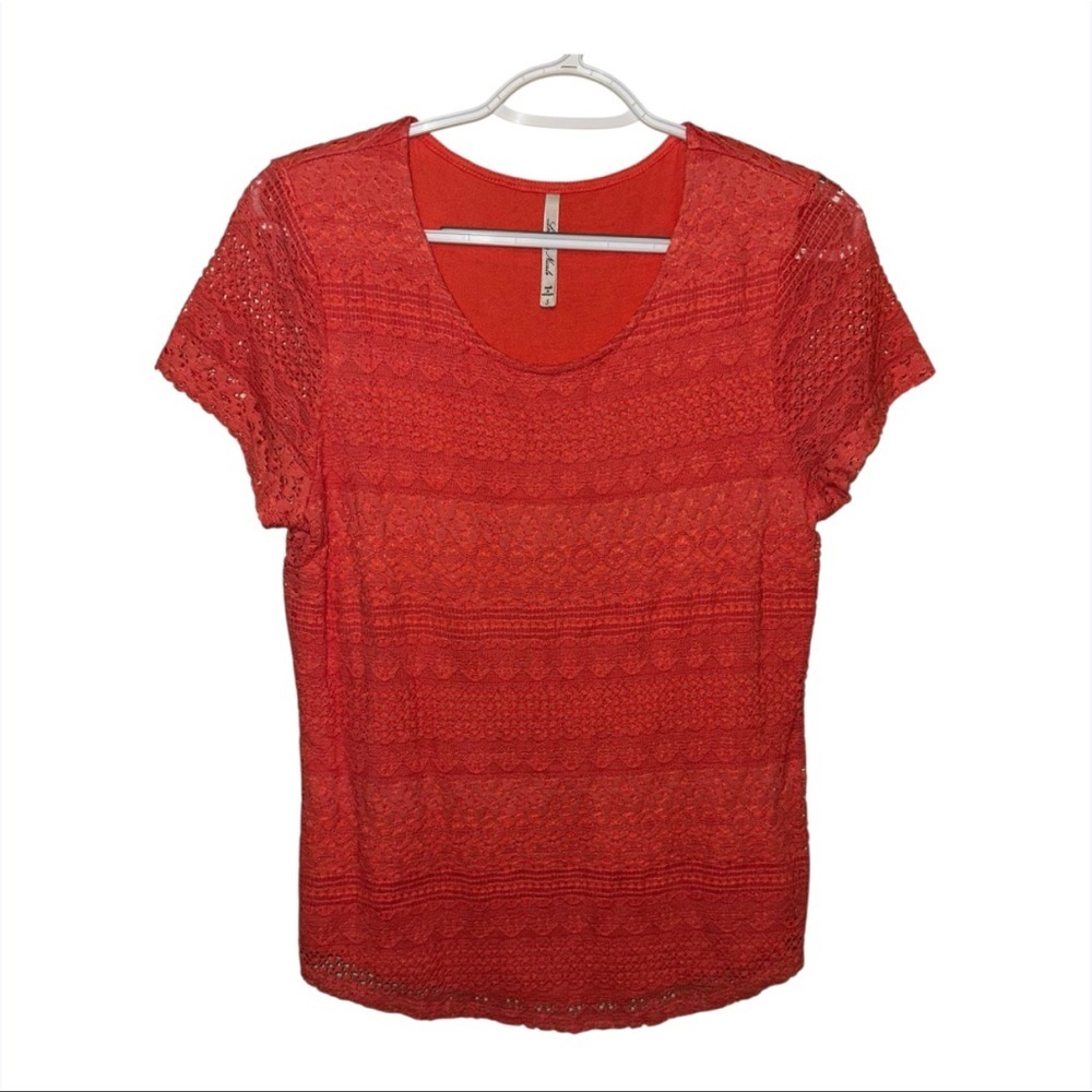 Euc Leo & Nicole Red Lace Blouse